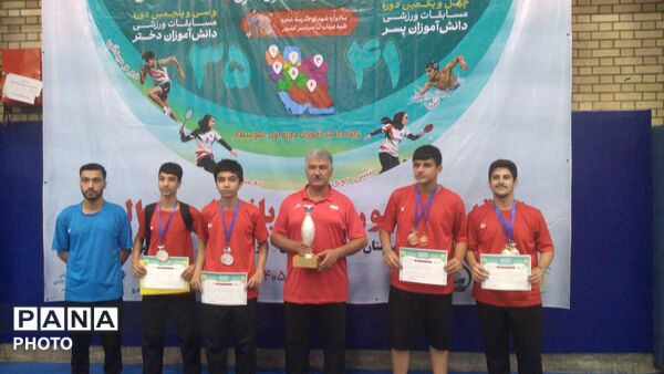 آغاز رقابت دانش‌آموزان تنیس روی میز کشور در البرز 
