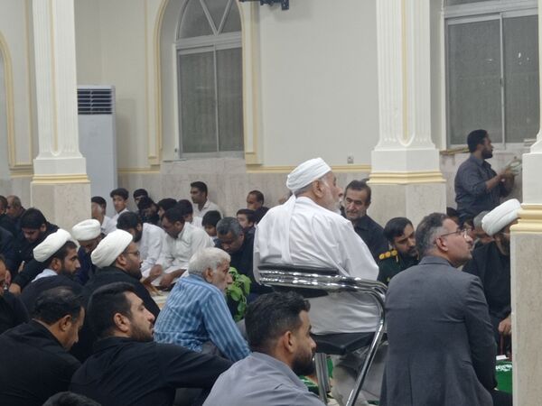برگزاری محفل انس با قرآن‌کریم در بندرخمیر به نیابت از شهدای‌ خدمت