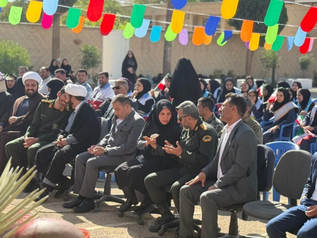 زنگ آغاز سال تحصیلی در سروستان نواخته شد