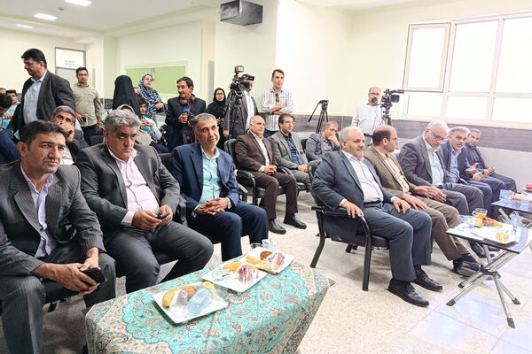 آیین بهره‌برداری از فضای آموزشی با مشارکت مردم در شیراز