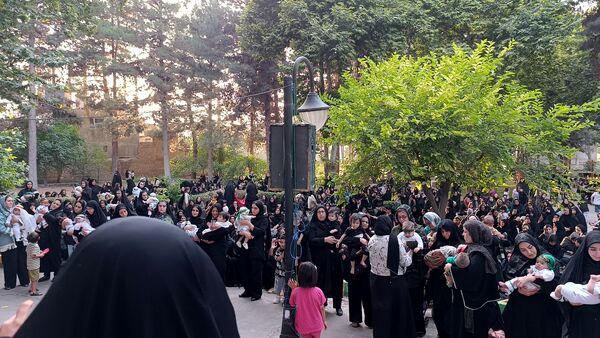 مراسم شیرخوارگان حسینی در آشخانه 