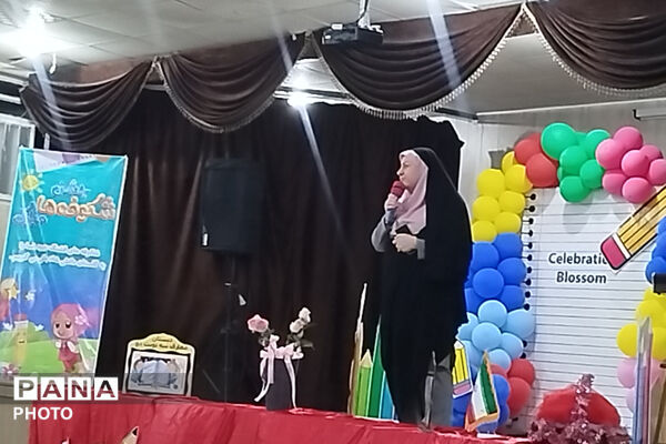 جشن شکوفه‌ها در اردوگاه فرهنگی فدک شیراز