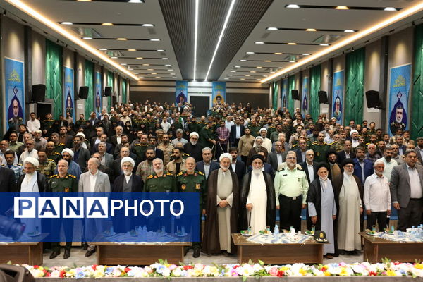 مراسم تکریم و معارفه فرمانده سپاه استان قم