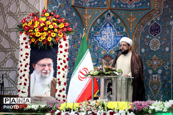 آیین خطبه خوانی خادمان حرم حضرت معصومه(س) در روز دختر