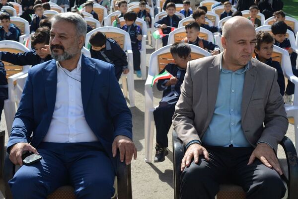برگزاری جشن شکوفه‌های کلاس اولی دربهارستان‌دو