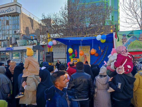 قاب پانا میزبان ساعات اولیه جشن بزرگ خیابانی در نیشابور 