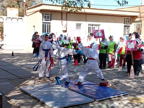 المپیاد ورزشی مدرسه حضرت زینب (س) کوهنانی 