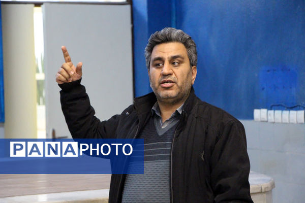 گردهمایی سفیران سلامت متوسطه اول و دوم مدارس یزد