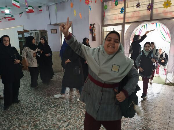 دانش‌آموزان شهریاری روز اول سال تحصیلی را به پایان رساندند