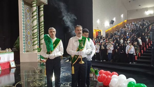 پیش‌کنگره معلمان و بیش از ۱۱۰۰ دانش‌آموز شهید منطقه ۱۶