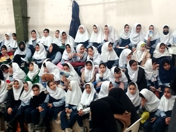 جشن نیکوکاری در دبستان شاهد ۲ شیروان