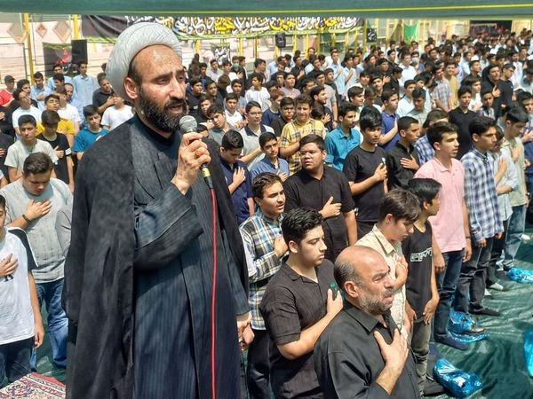 مراسم اربعین حسینی در دبیرستان ماندگار البرز