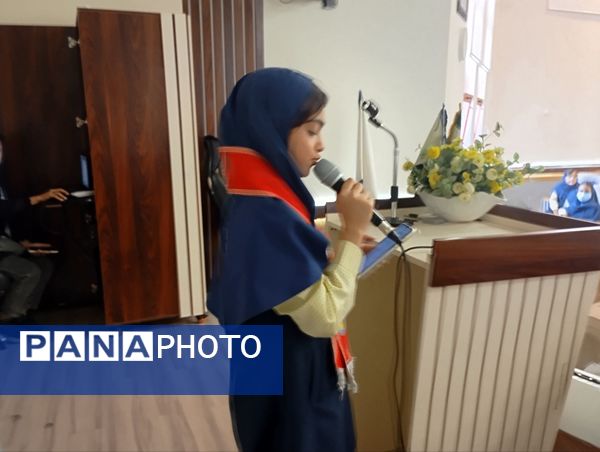 مراسم  تحلیف پیشتازان چهارمی در دبستان آرمینه مصلی نژاد 