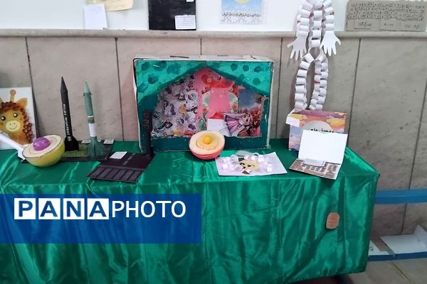  هفته پژوهش در مدرسه نرگس پردیس