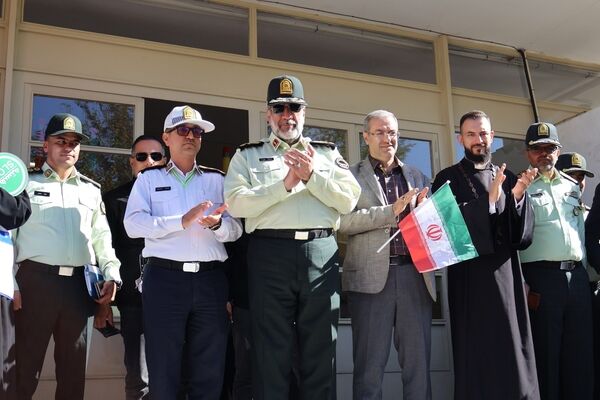 حضور فرمانده انتظامی تهران بزرگ در مراسم بازگشایی مدارس منطقه ۶