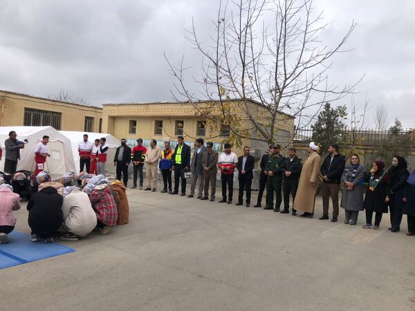 برگزاری مانور زلزله در شهرستان رازوجرگلان 