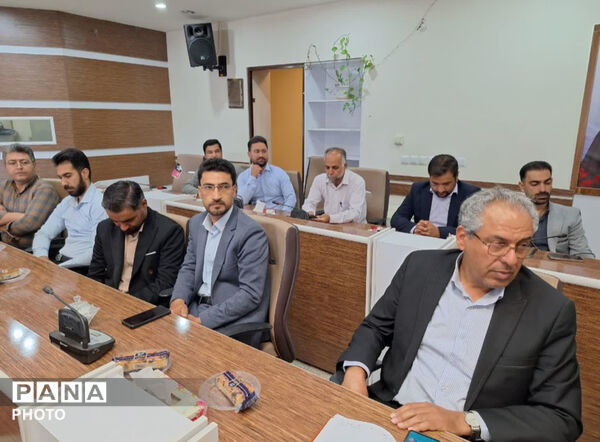 سومین جلسه شورای آموزش و پرورش شهرستان خاتم 