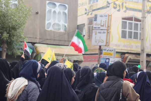 حضور پرشور نوجوانان خرمدره‌ای در راهپیمایی روز 13 آبان