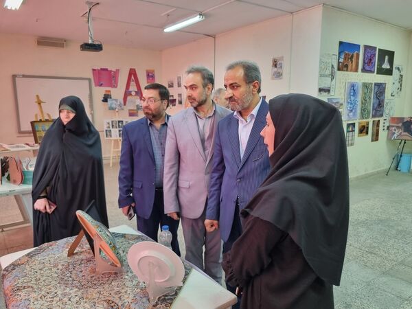 افتتاح نمایشگاه قطبی هنرستان‌های شهر تهران