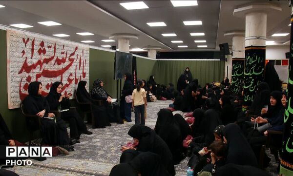 روایتی از عشق و دلدادگی؛ قاب‌هایی از شور حسینی در مجتمع فرهنگی کربلا