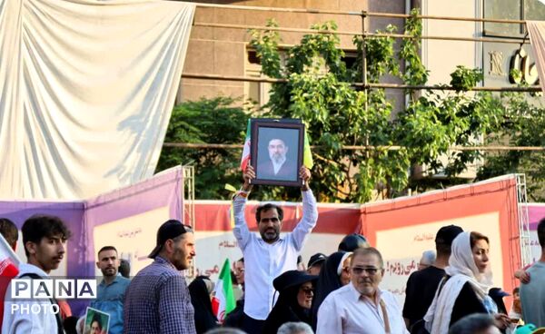  محفل شاعران آیینی در غرفه فرهنگسرای خاوران در مهمانی ۱۰ کیلومتری غدیر