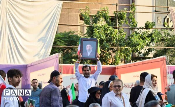  محفل شاعران آیینی در غرفه فرهنگسرای خاوران در مهمانی ۱۰ کیلومتری غدیر