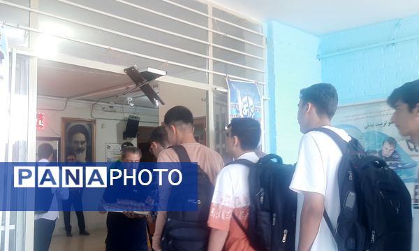 زنگ مهر در دبیرستان شاهد ابوذر غفاری نیشابور به صدا در آمد 