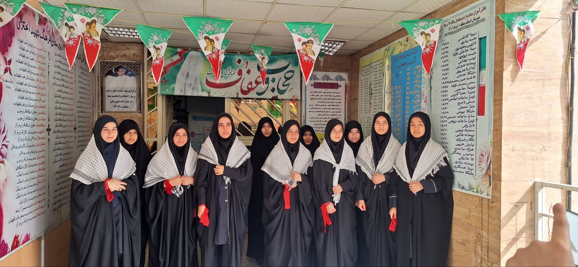 فریاد همدلی دانش‌آموزان فرهنگ شهید اختری در حمایت از فلسطین