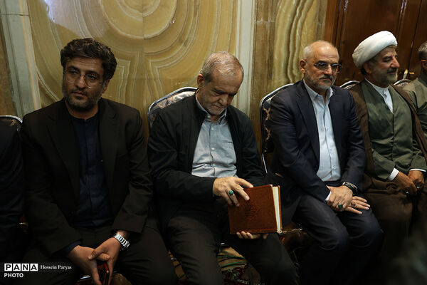 مراسم بزرگداشت «دولت مردان شهید»
