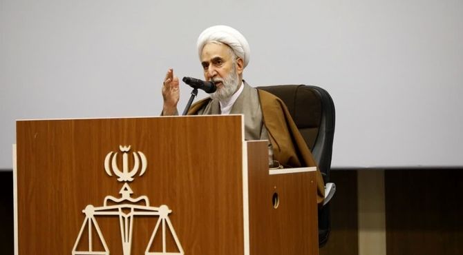 هرگونه ارتباط با شبکه‌های معاند جرم است