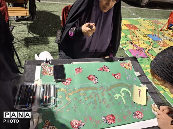 طلیعه بندگی خالق مهربان در جشن تکلیف دختران منطقه ۱۰