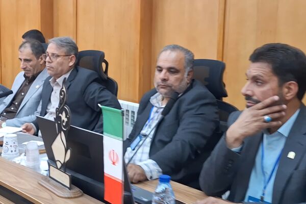 آموزش خانواده مهمترین راه حل در تربیت دانش‌آموزان