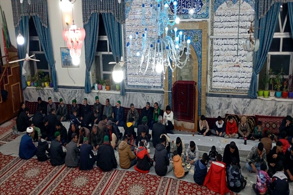 مراسم احیا و عزاداری شب سوم قدر در مسجد جامع شهر بار نیشابور  