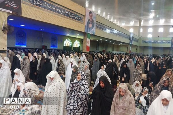 دعوت به «دخترانه‌ترین نماز جمعه»