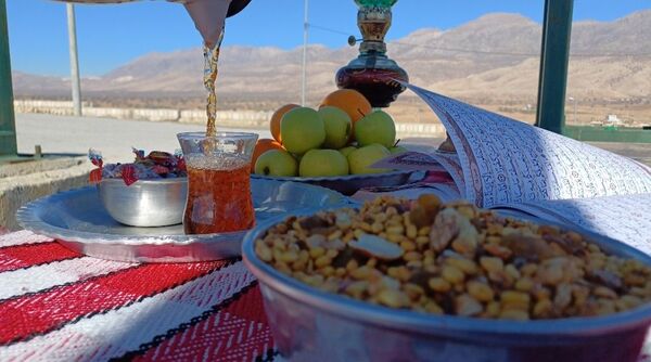 جشن یلدا به یاد شهدای گمنام در شهرستان چگنی 
