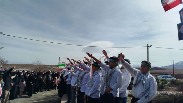 راهپیمایی پرشور ۲۲ بهمن در جلگه رخ 