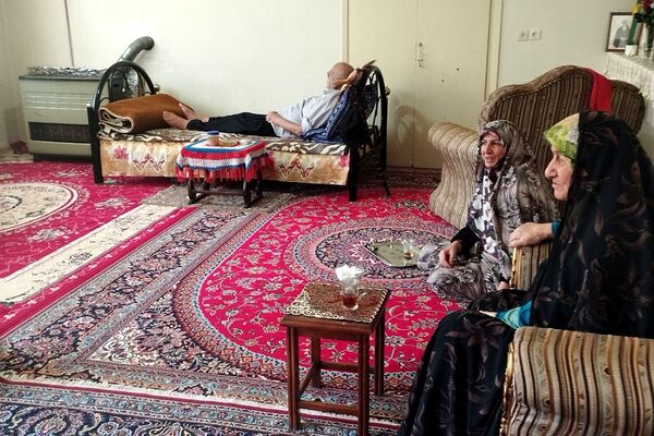 یادواره شهدای دانش‌آموز در دبستان دانش‌رودهن 