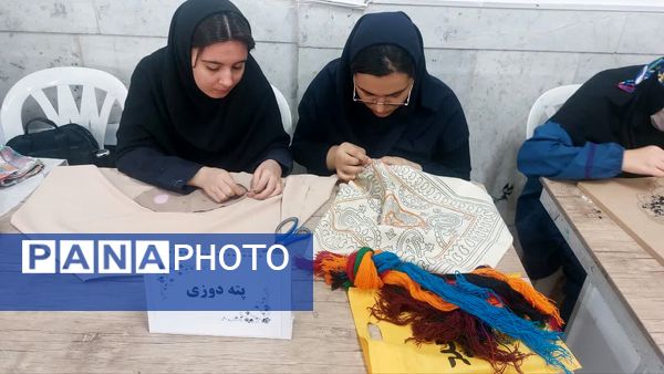 برگزاری جشنواره ماها(مدرسه آرمانی،هنر آسمانی) در هنرستان محمودیه بجنورد