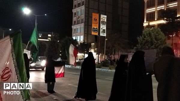 راهپیمایی ها در نیشابور همچنان ادامه دارد 