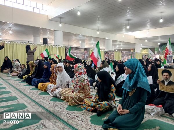 بیعت بانوان جیرفت‌زمین با رهبر انقلاب اسلامی