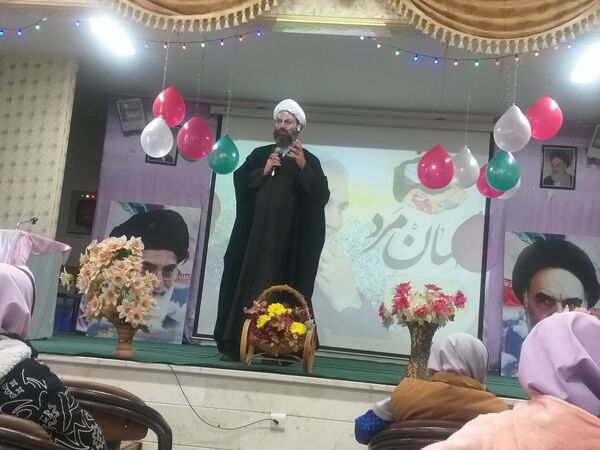 مراسم بزرگداشت نماز در اسفرورین 