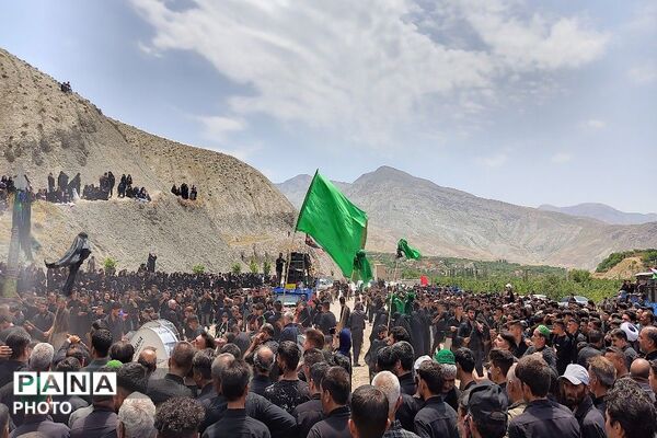 آیین باشکوه عزاداری امام حسین علیه السلام در روز عاشورای حسینی-۱