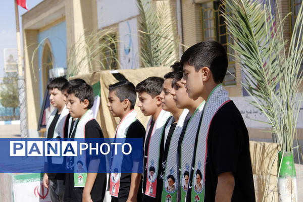 گرامیداشت هفته دفاع مقدس در دبیرستان شریعتی جاجرم