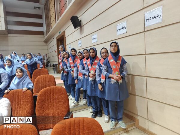 جشن الفبا مدرسه نوید ۲ در فرهنگسرای خادم الشریعه 