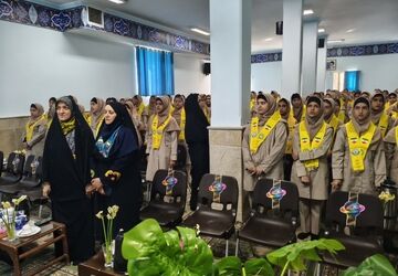 همایش «یاوران انقلاب» در دبیرستان شهید پاکنژاد برگزار شد
