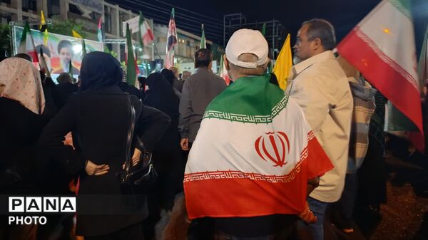 قاب‌هایی خاص از حضور افراد متنوع در تجمعات