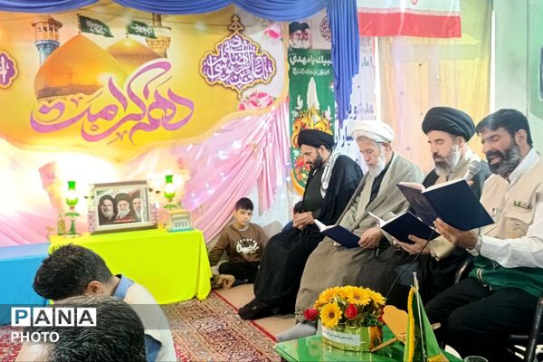 گرامیداشت دهه کرامت بر مزار شهدای جنگ رمضان 