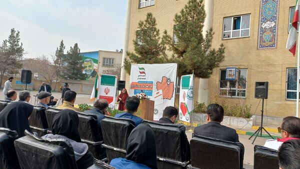 مانور زلزله استانی در هنرستان دخترانه محمودیه ناحیه ۶(2)
