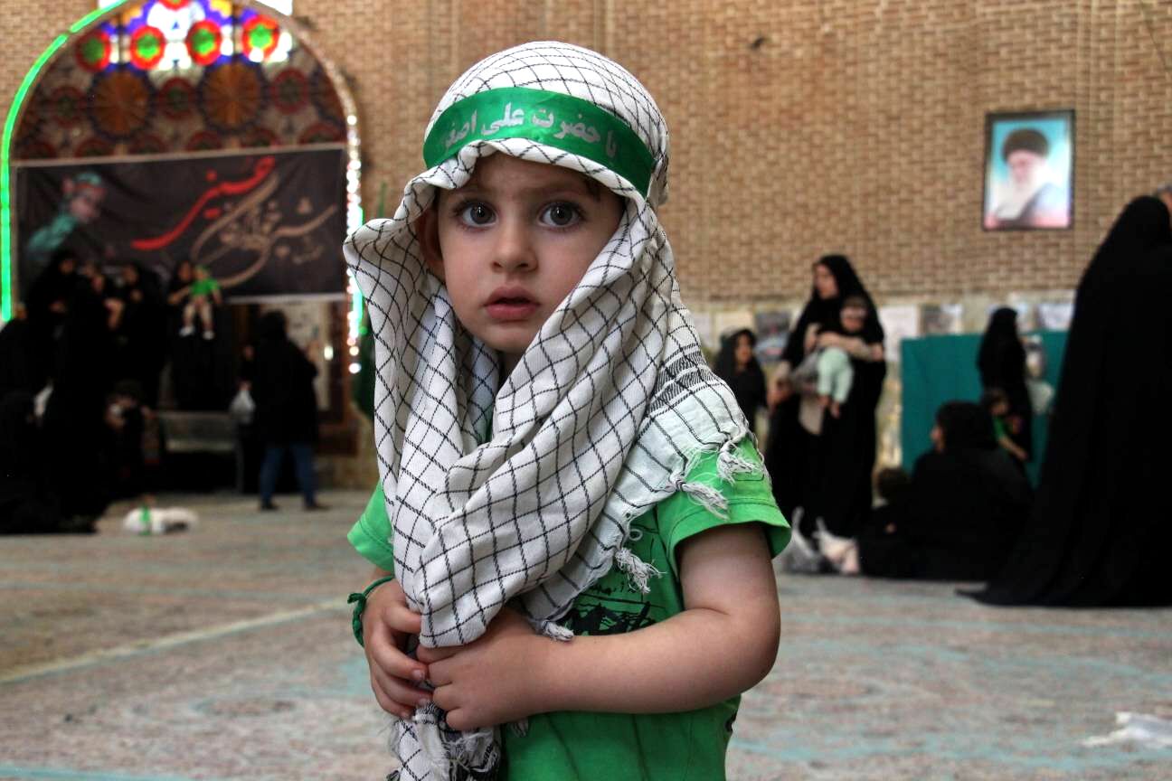 مراسم شیرخواران حسینی در تبریز 