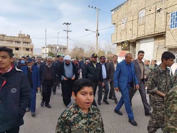 راهپیمایی ۲۲ بهمن همزمان با سراسر کشور